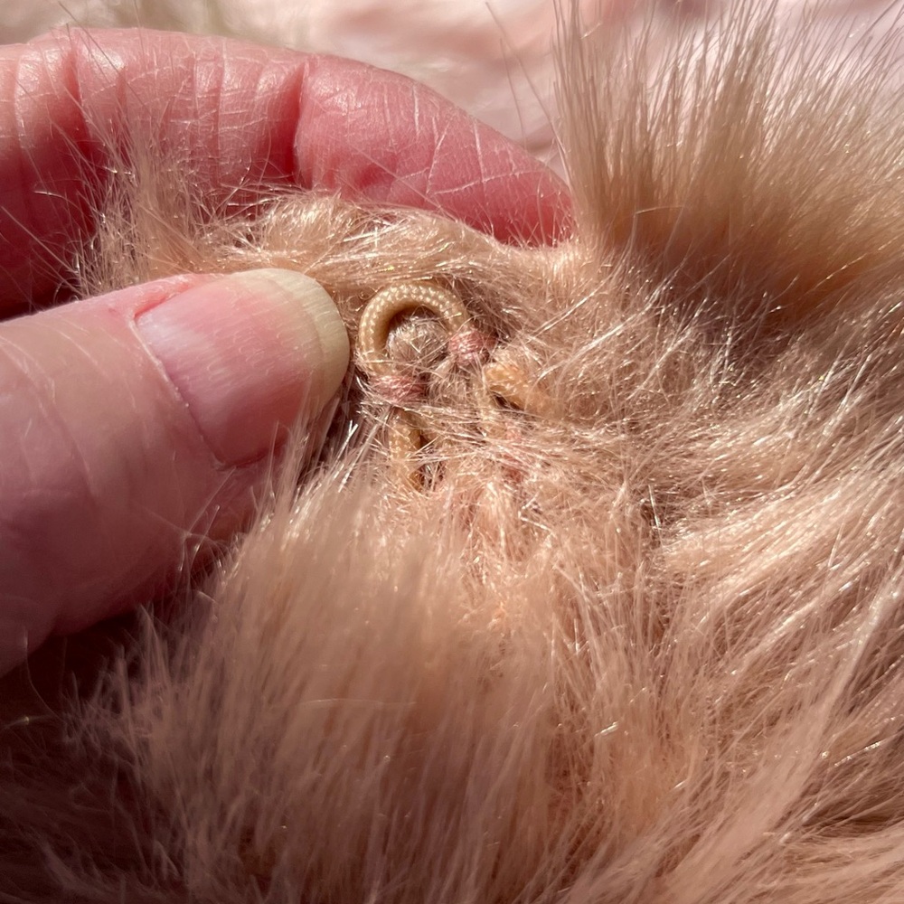Blush pink size SMALL faux fur vest excellent condition!!! - Picture 9 of 11